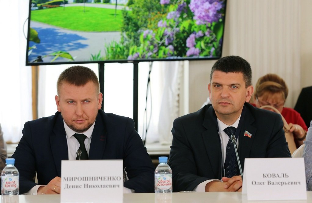 Председатель Народного Совета ЛНР выступил на заседании Ливадийского клуба в Крыму